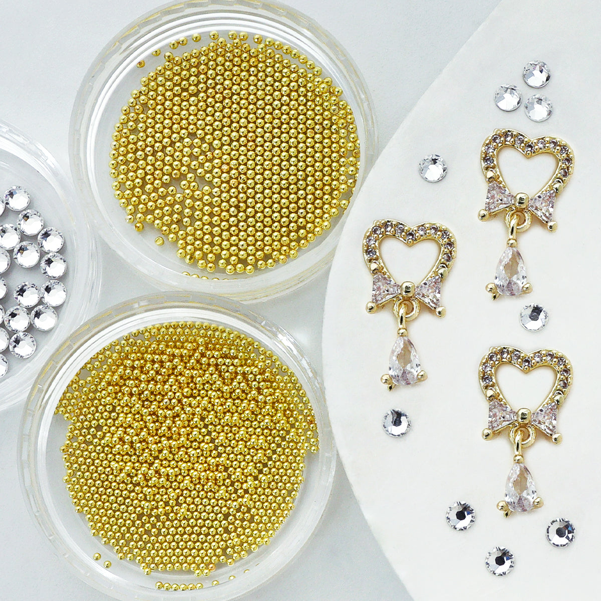 1 Set Luxury Love Heart Metal Tassel Nails Rhinestones, Bedazzled Nails Bling 3D Nail Art Charms, Mixed Golden Micro Beads Nail Gems Decoration Party&Banquet DIY Manicure Supplie
